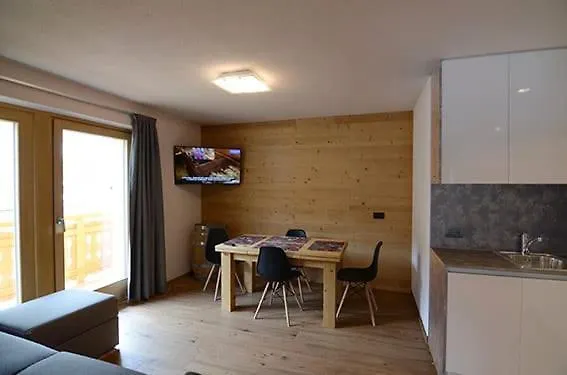 Chalet Paul Di Cantoni Mauro Livigno Apartment